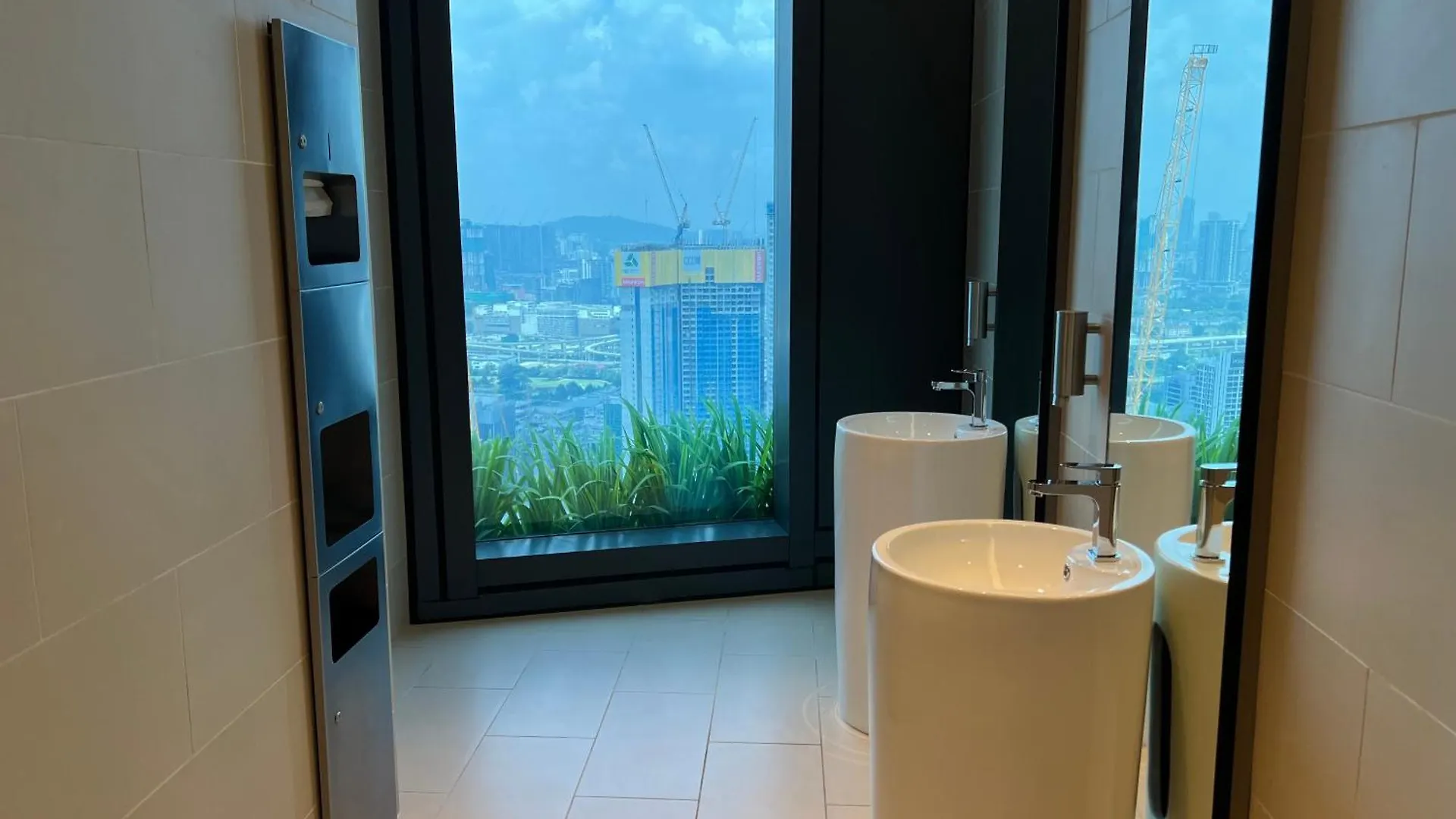 Appartamento Eaton Residence Suites Klcc Kuala Lumpur Malesia