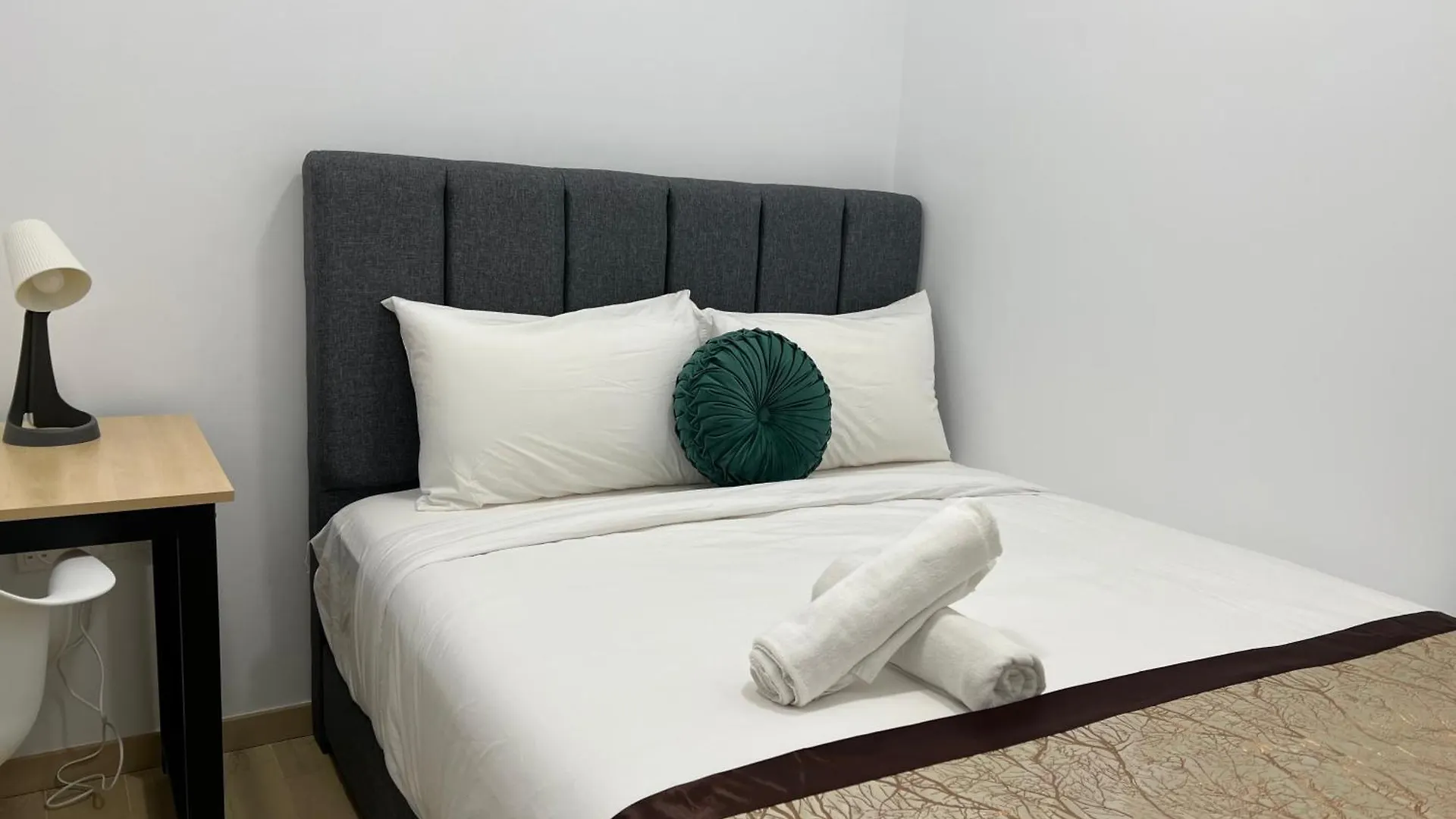 Apartment Eaton Residence Suites Klcc Kuala Lumpur