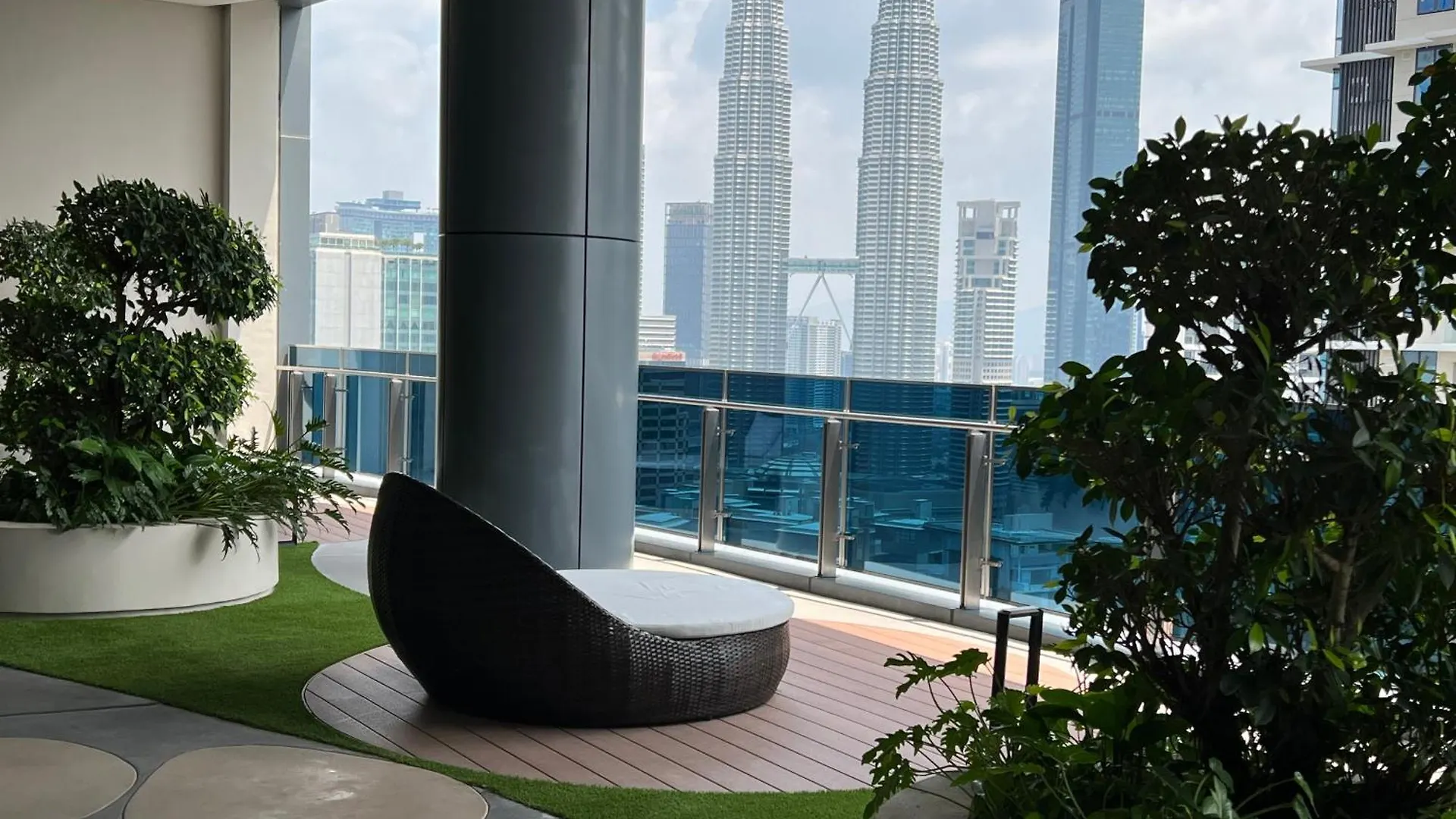 Apartment Eaton Residence Suites Klcc Kuala Lumpur Ma­lay­sia